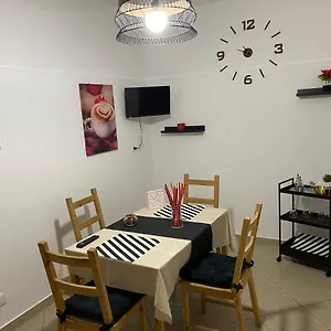 Nyaraló La Casa Di Palma, Catania-Fontanarossai nemzetközi repülőtér