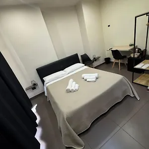 Panzió Sistra, Catania-Fontanarossai nemzetközi repülőtér